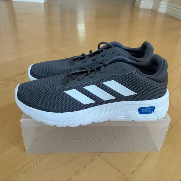 New Adidas Men's Cloudfoam Comfort Dark Gray Athletic Shoes - Picture 4 of 11